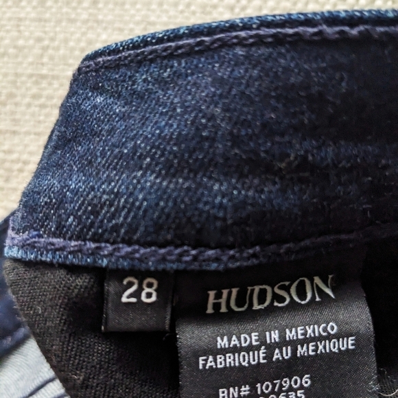 Hudson Jeans Cut Offs Shorts Raw Hem Dark Wash Women's Tag 28 Denim - Picture 3 of 7